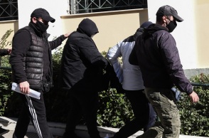 Στον εισαγγελέα οι δύο συλληφθέντες για την επίθεση στο Περιστέρι 