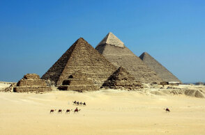 Πυραμίδες