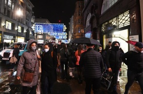 Πολίτες στους δρόμους του Λονδίνου