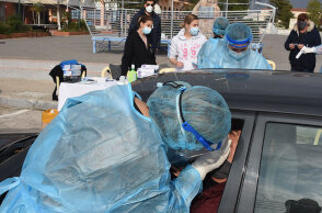 Drive through testing για κορωνοϊό στην Αργολίδα από κλιμάκιο του ΕΟΔΥ