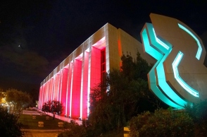 Ο Γιώργος Τέλλος φωτίζει το Μέγαρο Μουσικής Αθηνών 