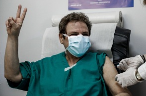 Εμβολιασμός κατά του κορονοϊού στο "Ασκληπιείο"