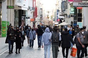 ΠΡΩΤΟΧΡΟΝΙΑΤΙΚΕΣ ΑΓΟΡΕΣ ΣΤΗΝ ΟΔΟ ΕΡΜΟΥ 