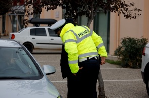 Έλεγχοι της Αστυνομίας για την τήρηση των μέτρων 