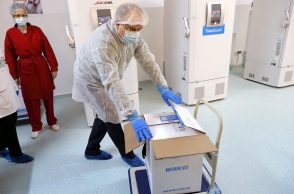 Μεταφορά εμβολίων της Pfizer/BioNTech