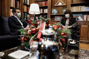  ΣΥΝΑΝΤΗΣΗ ΤΗΣ ΠτΔ ΚΑΤ. ΣΑΚΕΛΛΑΡΟΠΟΥΛΟΥ ΜΕ ΤΟΝ ΠΡΟΕΔΡΟ ΤΟΥ ΣΥΡΙΖΑ ΑΛ. ΤΣΙΠΡΑ 