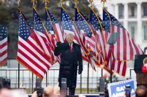  Ντόναλντ Τραμπ 