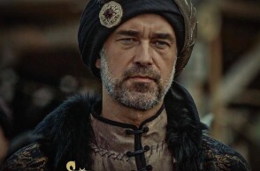 Ο ηθοποιός Μπουράκ Χακί