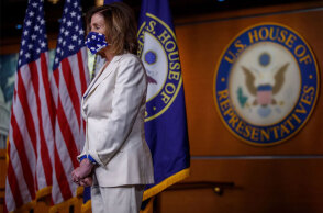 Νάνσι Πελόζι, επικεφαλής στη Βουλή των Αντιπροσώπων