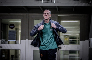 Ο Όντεντ Κάτας ανακοινώθηκε από τον Παναθηναϊκό και το Τριφύλλι πρέπει να βρει στο πρόσωπο του, έναν αντίστοιχο Γιώργο Μπαρτζώκα.