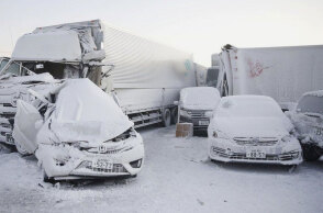 Φονική καραμπόλα με 130 οχήματα στην Ιαπωνία εν μέσω χιονοθύελλας