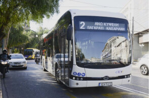 Ηλεκτροκίνητο λεωφορείο στο κέντρο της Αθήνας - Συνεχίζονται τα δοκιμαστικά δρομολόγια