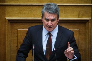 Την πρόθεσή του να διεκδικήσει την ηγεσία του Κινήματος Αλλαγής ανακοίνωσε σήμερα ο βουλευτής Ανδρέας Λοβέρδος, μιλώντας στην ΕΡΤ