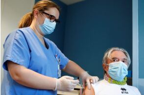 Εμβολιασμός στη Γαλλία 