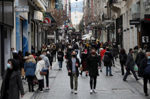ΑΥΞΗΜΕΝΗ Η ΕΜΠΟΡΙΚΗ ΚΙΝΗΣΗ ΣΤΗΝ ΟΔΟ ΕΡΜΟΥ