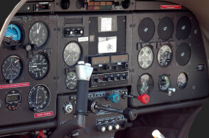 Cockpit αεροσκάφους (ΦΩΤΟ ΑΡΧΕΙΟΥ)