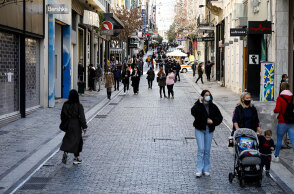 Λίγος κόσμος στην Ερμού, πρώτη ημέρα εφαρμογής του click away