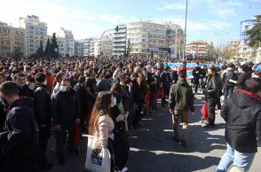ΘΕΣΣΑΛΟΝΙΚΗ - ΠΟΡΕΙΑ ΦΟΙΤΗΤΙΚΩΝ ΣΥΛΛΟΓΩΝ, ΜΑΘΗΤΩΝ, ΕΚΠΑΙΔΕΥΤΙΚΩΝ ΚΑΙ ΜΕΛΩΝ ΤΟΥ ΠΑΜΕ ΕΝΑΝΤΙΑ ΣΤΟ ΝΟΜΟΣΧΕΔΙΟ ΤΟΥ ΥΠ. ΠΑΙΔΕΙΑΣ
