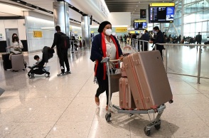 Αφίξεις σε αεροδρόμιο της Βρετανίας