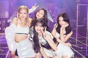 Το συγκρότημα της K-pop, Blackpink στην εικονική συναυλία The Show