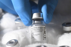 Κορωνοϊός - COVID-19 - Βρετανία - Εμβόλιο 