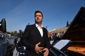 Γιώργος Θεοφάνους