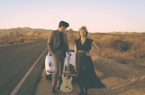 Το συγκρότημα Still Corners