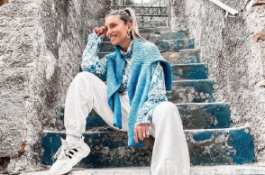 Αθηνά Οικονομάκου