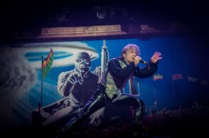 Ο τραγουδιστής των Iron Maiden, Bruce Dickinson