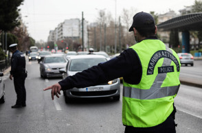  ΠΕΡΙΟΡΙΣΤΙΚΑ ΜΕΤΡΑ ΣΤΗΝ ΑΤΤΙΚΗ / ΑΣΤΥΝΟΜΙΚΟΙ ΕΛΕΓΧΟΙ ΣΤΗΝ ΑΘΗΝΑ