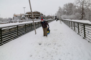 Κακοκαιρία «Μήδεια» - Πολύ χιόνι στη Λάρισα