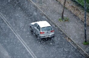 Προβλήματα στην κίνηση των οχημάτων λόγω του χιονιά