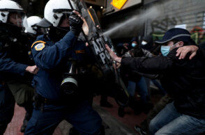 Επεισόδια σε διαδήλωση για τον Δημήτρη Κουφοντίνα στην Αθήνα (ΦΩΤΟ ΑΡΧΕΙΟΥ)