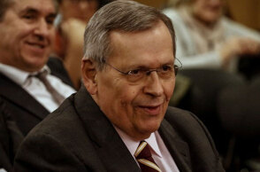 Στέφανος Μάνος