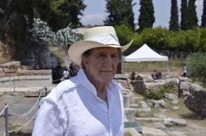 Γιώργος Κωνσταντίνου: O αγαπημένος ηθοποιός, που πρωταγωνιστεί στο νέο σποτ της εθνικής εκστρατείας για τον εμβολιασμό, μίλησε για την εμπειρία του