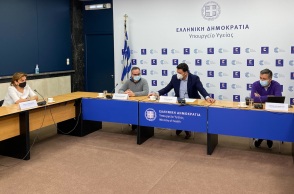 Συνάντηση με αντικείμενο τη διαχείριση της αυξημένης πίεσης στις ΜΕΘ των νοσοκομείων της Αττικής συγκάλεσε ο Υπουργός Υγείας, Βασίλης Κικίλιας 