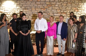 Λυδία Κονιόρδου, Κυριάκος Μητσοτάκης, Μαρέβα Γκραμπόφσκι, Δημήτρης Λιγνάδης, Λίνα Μενδώνη