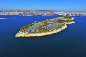 Άποψη της Ψυττάλειας και μέρους των εγκαταστάσεων βιολογικού καθαρισμού