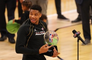 giannis-mvp-all-star.jpg