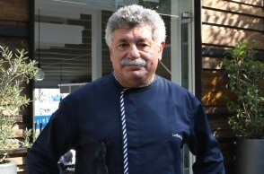 Ο Λευτέρης Λαζάρου