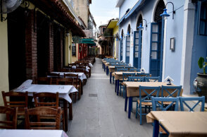 Εστίαση (ΦΩΤΟ ΑΡΧΕΙΟΥ) - Ο πρόεδρος της ΠΟΕΣΕ Γιώργος Καββαθάς εκτίμησε ότι τα μαγαζιά θα ανοίξουν λίγο πριν ή λίγο μετά το Πάσχα