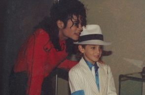 Αφήνοντας την Νέβερλαντ 