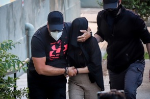 H κατηγορούμενη για την επίθεση με βιτριόλι στην Καλλιθέα