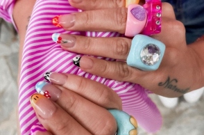 Κοννυ Μεταξα Instagram