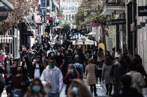 Στιγμιότυπο στην οδό Ερμού  