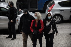 Στον εισαγγελέα η μητέρα που διέσπειρε ψευδείς ειδήσεις στα social media για τα self test