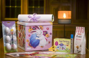 Μετά το χριστουγεννιάτικο κουτί που δημιούργησαν οι Dudettes, σειρά έχει το Πασχαλινό. 