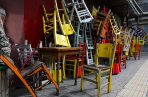 Κλειστά μαγαζιά