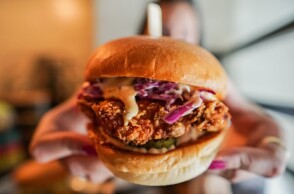 Μπέργκερ κοτόπουλο