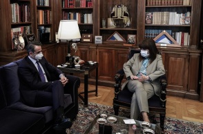 Ο πρωθυπουργός, Κυριάκος Μητσοτάκης, και η Πρόεδρος της Δημοκρατίας, Κατερίνα Σακελλαροπούλου
